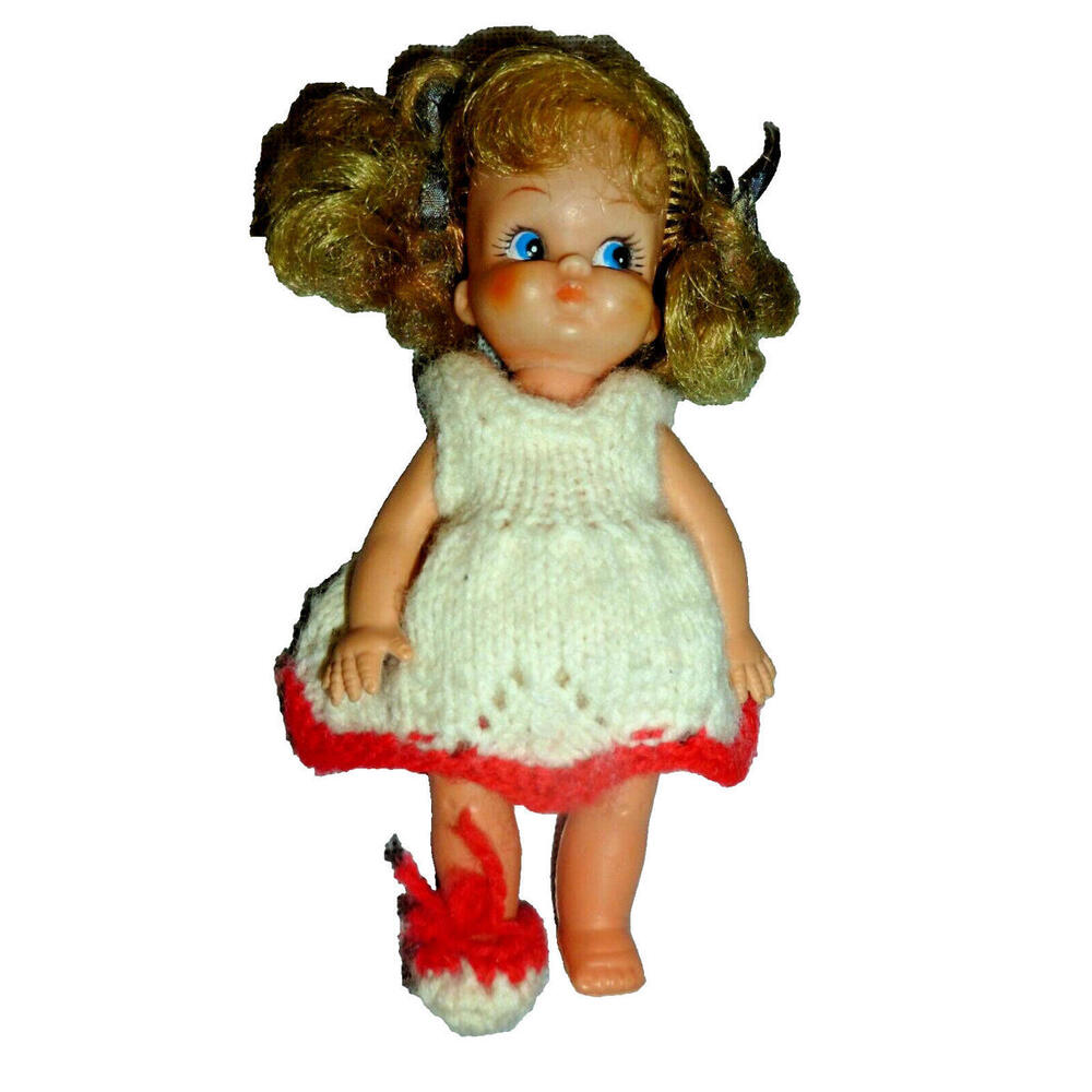 Vintage‎ Small Vinyl Doll Blonde Pigtails Blue Eyes Knitted Dress One Shoe